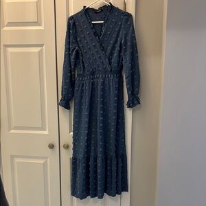 Elegant Blue Long Sleeve Dress